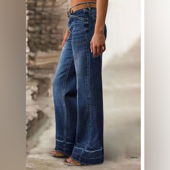 Flamingals Wash Stitch Detail Raw Hem Mid Waist Wide Leg Jeans Size Medium NWT - Picture 2 of 6